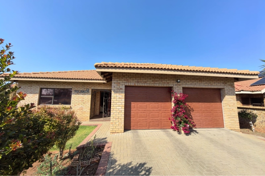 3 Bedroom Property for Sale in Hillcrest Northern Cape